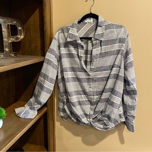 Maurice’s Striped Button Up